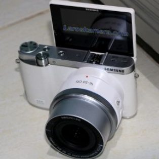 Jual Kamera Mirrorless – Samsung NX3000