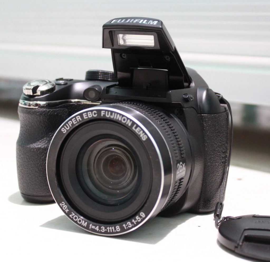 Jual Kamera Prosumer Fujifilm S4300 Bekas