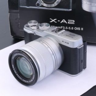 Jual Kamera Mirrorless Fujifilm X-A2 Fullset