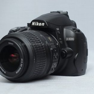 Jual Kamera DSLR Nikon D3000 Bekas
