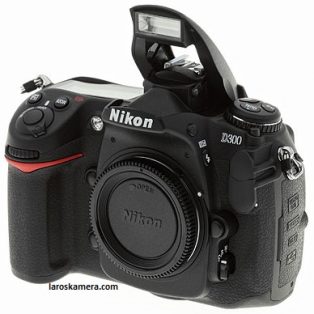 Jual Kamera DSLR Nikon D300 Body Only Second