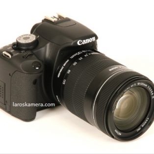 Jual Kamera DSLR Canon 500D + Lensa 18-135mm IS Second